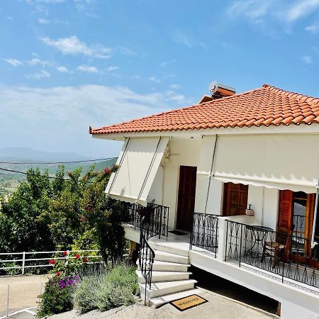 Guesthouse Lykourgos Mavrommátion Екстериор снимка