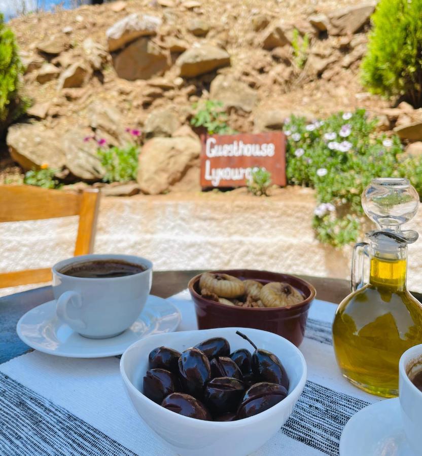 Guesthouse Lykourgos Mavrommátion Екстериор снимка